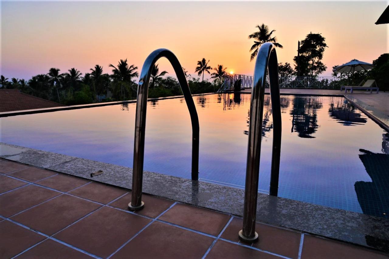 Aadisaktthi Leisure Resort, Kovalam Thiruvananthapuram Exterior foto